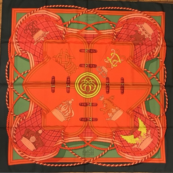 NWB Womens HERMES Grande Tenue Henri d’Orginy Equestrian Royal Emblem Silk Scarf - Picture 3 of 8